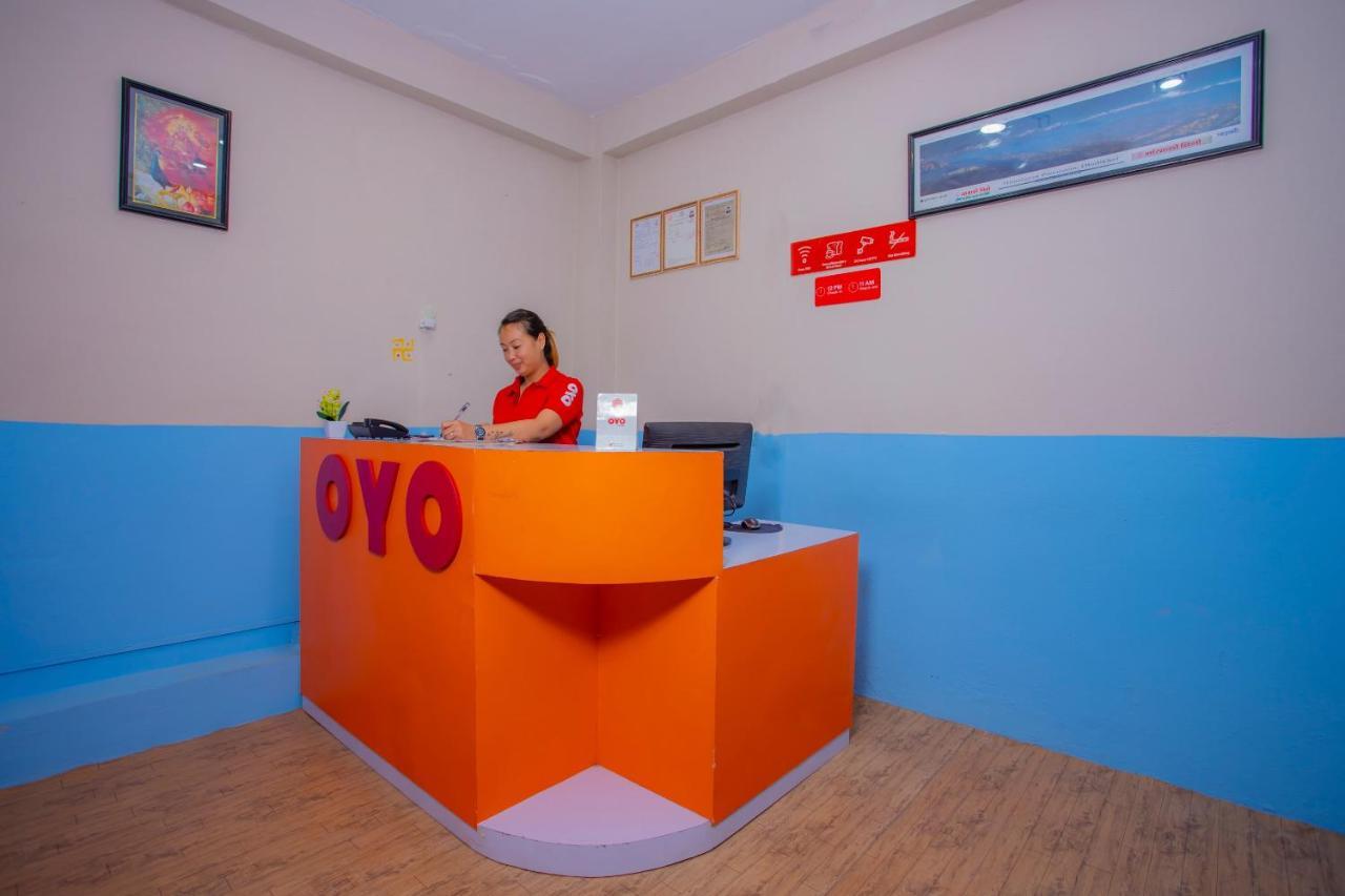 Oyo 319 Hotel Aalishan Дхуликхел Экстерьер фото